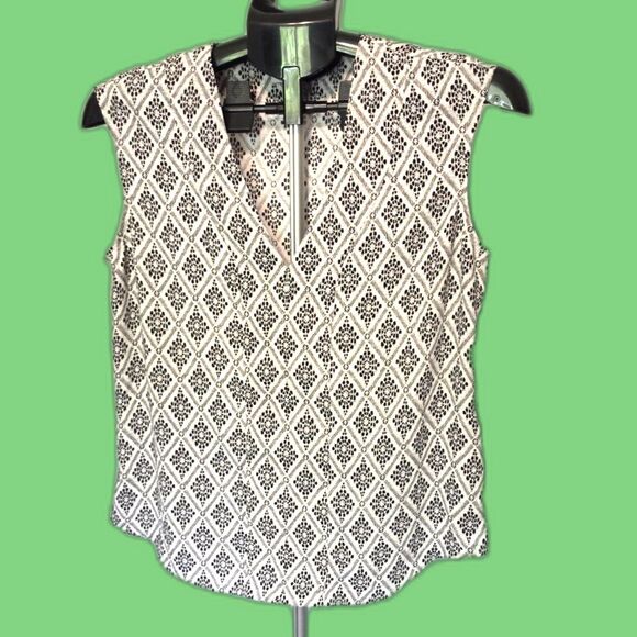 White House Black Market Tops - WHBM White House Black Market Outlet Shirt Blouse Size Small S